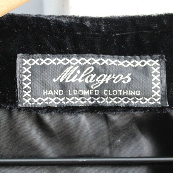 Milagros Hand Loomed Bird Floral Pattern Cropped Black Velvet Jacket Size Medium - Picture 4 of 6